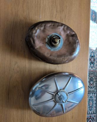 antiche borse in metallo per acqua calda 