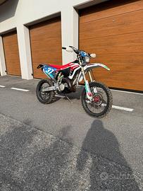 Fantic xe 125 2023 targato