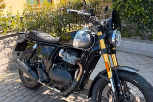 Royal Enfield Interceptor Bear 650