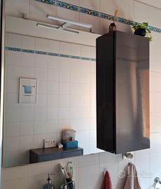 Set Bagno Completo: Specchio + Lampada LED + Pensi