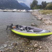 kayak canoa decathlon gonfiabile con mottore