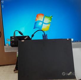 Lenovo T400 per ricambi+ dock station 