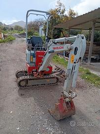 Takeuchi TB210R