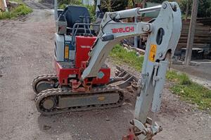 Takeuchi TB210R