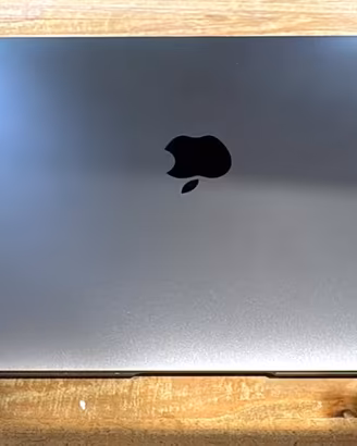 MacBook Air 13″ M1, RAM 8GB, SSD 512GB,, Ex-Demo