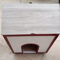 cuccia in legno