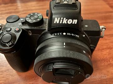 Macchina fotografica Nikon Z50 Mirrorless
