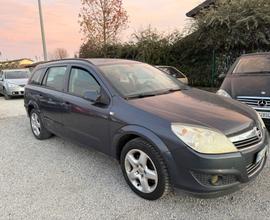 Opel Astra 1.7 CDTI 101CV 5 porte Cosmo