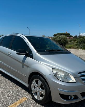 Mercedes classe B 180 premium NGT (metano)