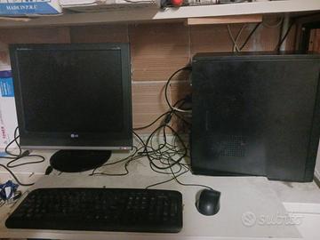 PC03 Foxconn 2AAF dualcore AM3 + TV/Monitor LG