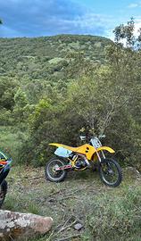 Suzuki rm 125