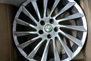 Cerchi Alfa Romeo Raggio 18'