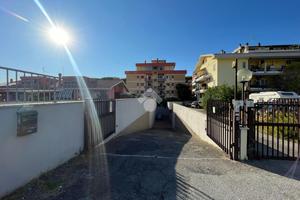 MAGAZZINO A CIAMPINO