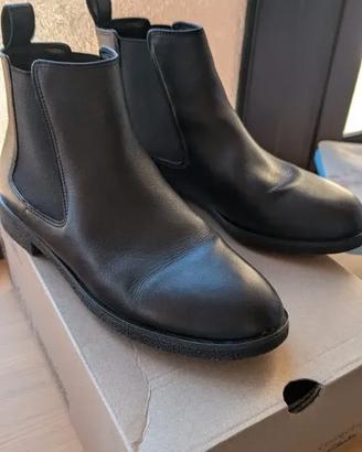 Stivaletti Chelsea Clarks Griffin Plaza Nero Pelle