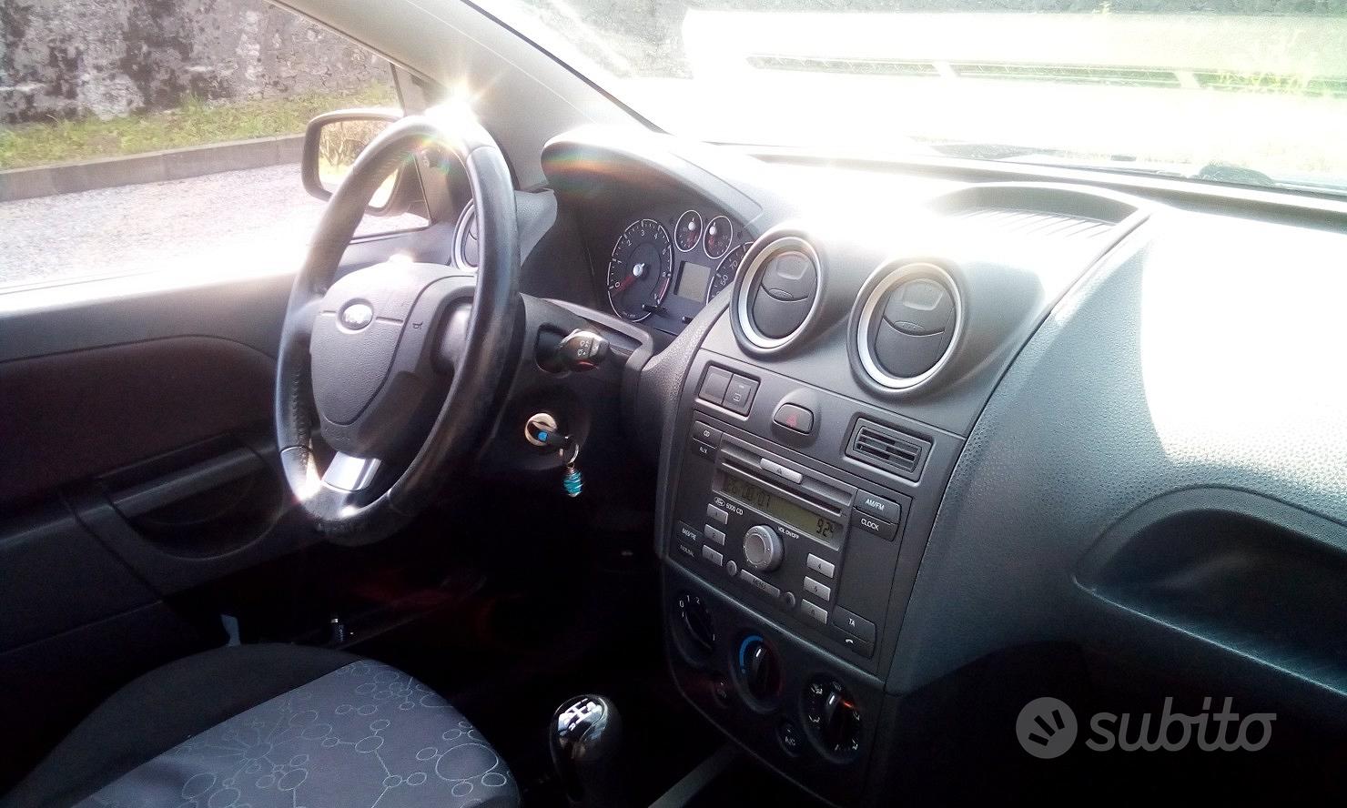 Ford Fiesta 2007 photo 5