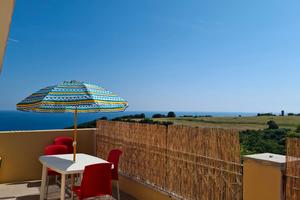 Terrazza Dante con vista sul mare