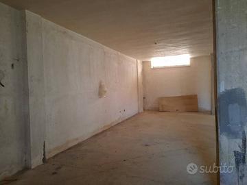 Immobile di 290 m² a Castellana Grotte