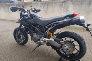 DUCATI HYPERMOTARD 1100 EVO