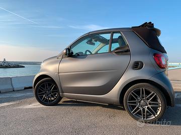 Smart Fortwo Cabrio 2017 - Allestimento Brabus