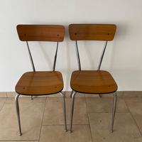 Due sedie vintage anni 60 in formica