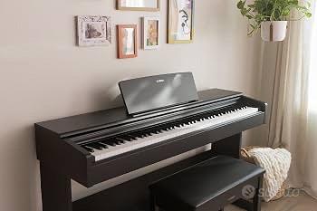 Pianoforte digitale Yamaha Arius