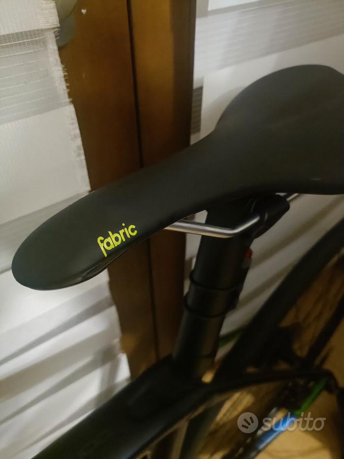 Fabric Scoop Sport Sella Per Bicicletta 142x282 Mm, Profilo Ridotto, Guide In Acciaio, Leggera 320g, Ideale Per Ciclismo Fitness - 4