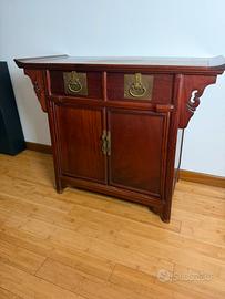 buffet cinese con hardware in ottone