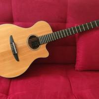 chitarra YAMAHA NTX 500 nuova con custodia