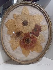 Antica composizione fiori secchi con cornice 
