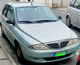 Lancia y full