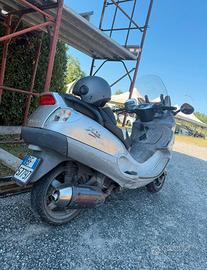Piaggio X9 – Scooter