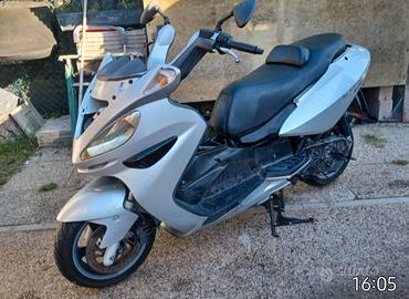 Malaguti Madison 400 k
