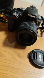 Nikon D5300 + 18-55 VR + 3 Batterie