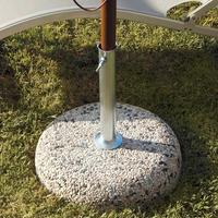Base in cemento  per ombrellone poco usata