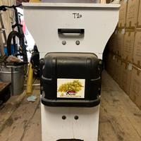 Diraspatrice vasca e pompa