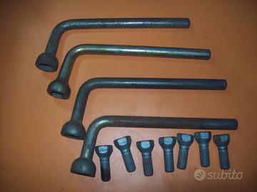 chiave per smontaggio gomme vintage