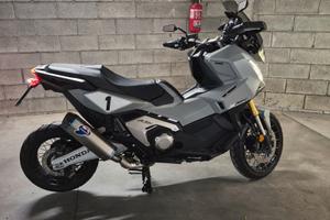 Honda x adv 750