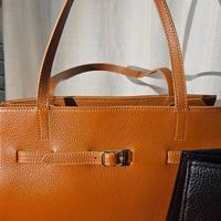 Borsa donna in pelle martellata modello Marcella