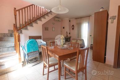 VILLA SINGOLA A CORTANDONE