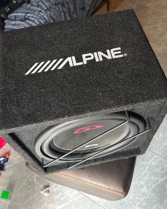 Subwoofer auto -Alpine