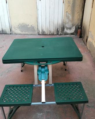 Tavolino da campeggio 