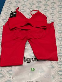 Completo sportivo rosso  taglia S