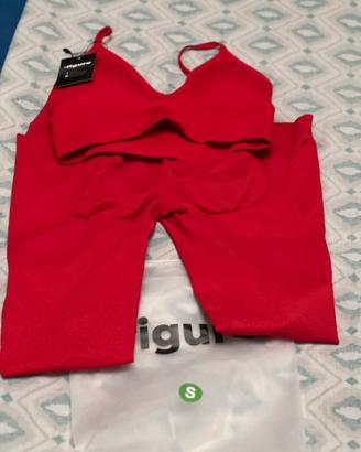 Completo sportivo rosso  taglia S