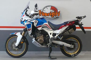 Honda CRF 1000 Adventure Sport con tris borse