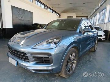 PARTE FRONTALE PORSCHE CAYENNE #011