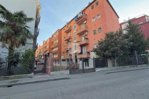 MONOLOCALE A CORSICO