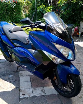 Yamaha T max 500