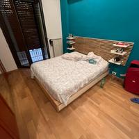 Parquet fluttuante con battiscola