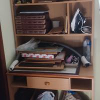 SCRIVANIA CON LIBRERIA 