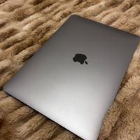 MAC BOOK M1